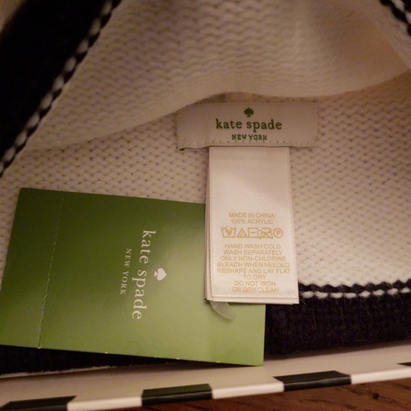 NWT - Kate Spade Hat & Gloves Boxed Set - Picture 4 of 5